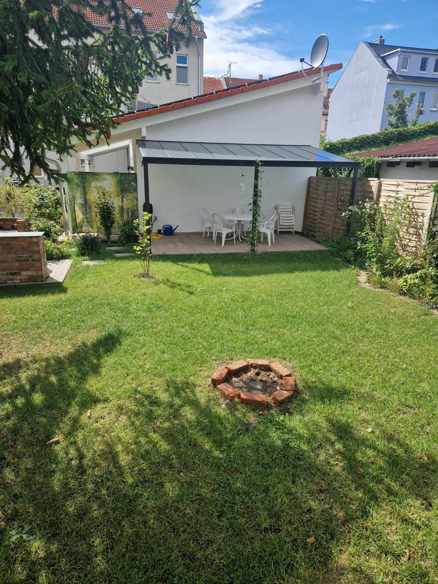 Auszeit2 Erfurt - Stilvolle Dachwohnung Mit Parkplatz - Zentrumsnah Екстериор снимка
